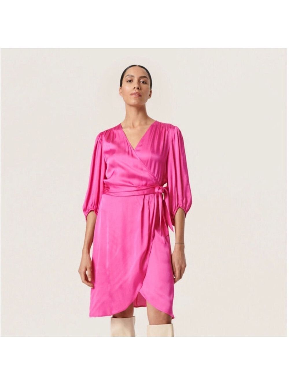Soaked in Luxury NWT Fuchsia Fedora Wrap Dress size Small